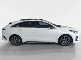Kia Proceed (2020) thumbnail 2