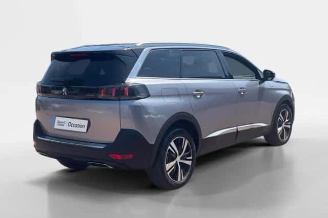 Peugeot 5008 (2024) thumbnail 2