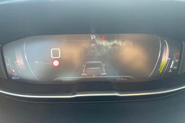 Peugeot 5008 (2024) thumbnail 15