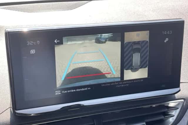 Peugeot 5008 (2024) thumbnail 18