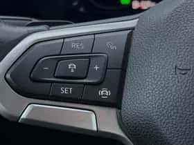 Volkswagen Golf (2020) thumbnail 23