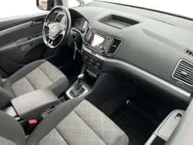 Volkswagen Sharan (2017) thumbnail 10