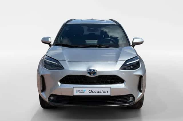 Toyota Yaris Cross (2023) thumbnail 2