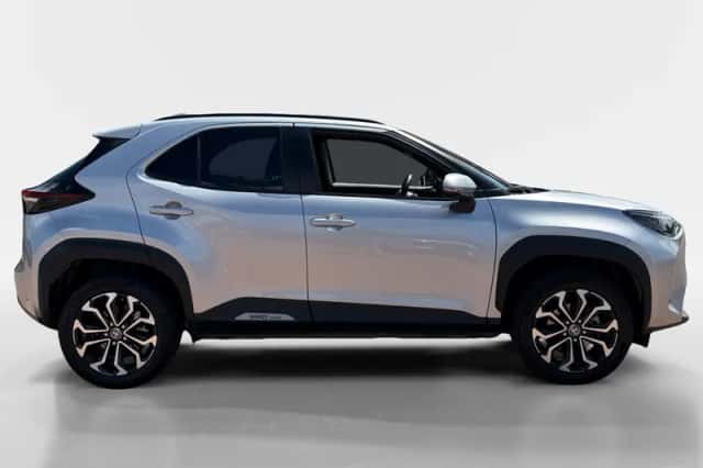 Toyota Yaris Cross (2023) thumbnail 4