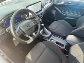 Ford Focus (2022) thumbnail 10