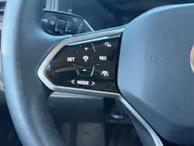 Volkswagen ID. Buzz (2023) thumbnail 12