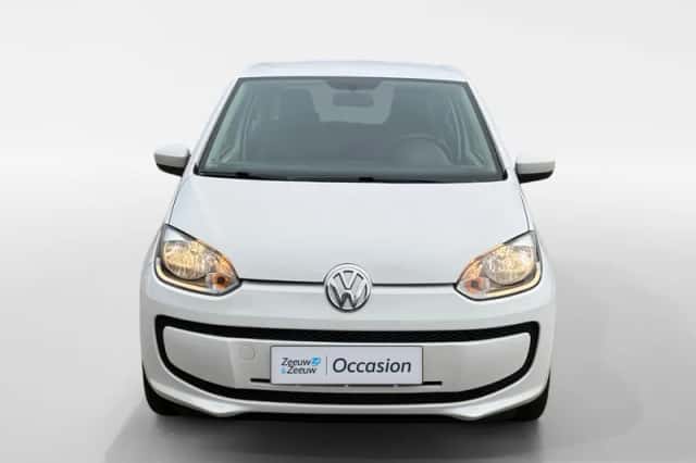 Volkswagen Up! (2016) thumbnail 3