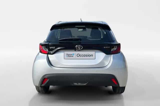 Toyota Yaris (2025) thumbnail 9