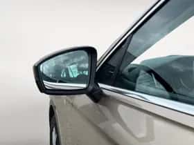 Volkswagen Tiguan (2016) thumbnail 15