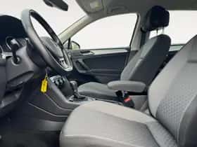 Volkswagen Tiguan (2016) thumbnail 5