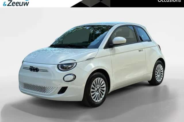 Fiat 500 (2023)
