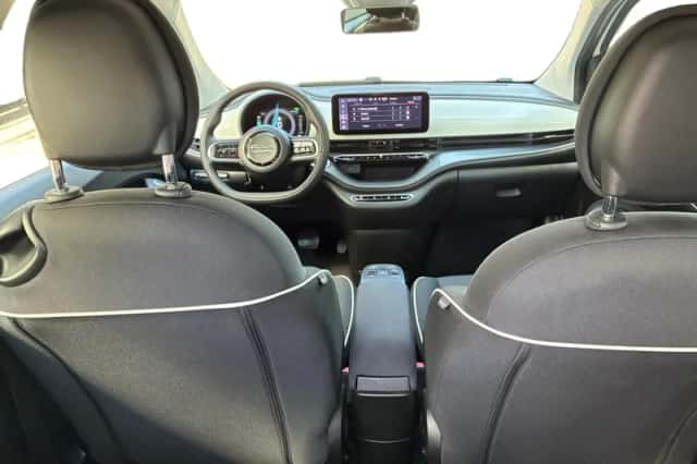 Fiat 500 (2023) thumbnail 21