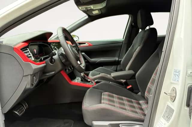 Volkswagen Polo (2019) thumbnail 5