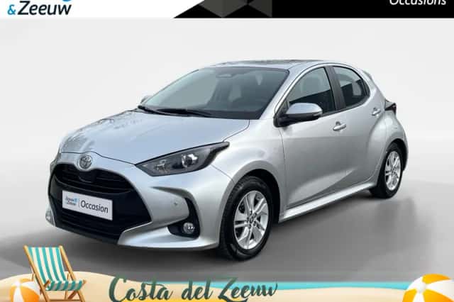 Toyota Yaris (2025) thumbnail 1