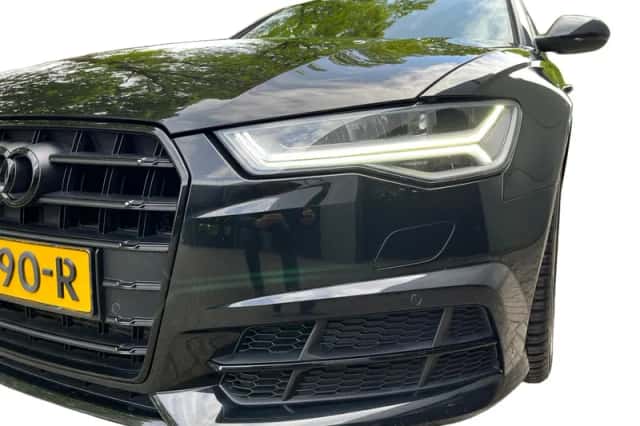 Audi A6 (2018) thumbnail 17
