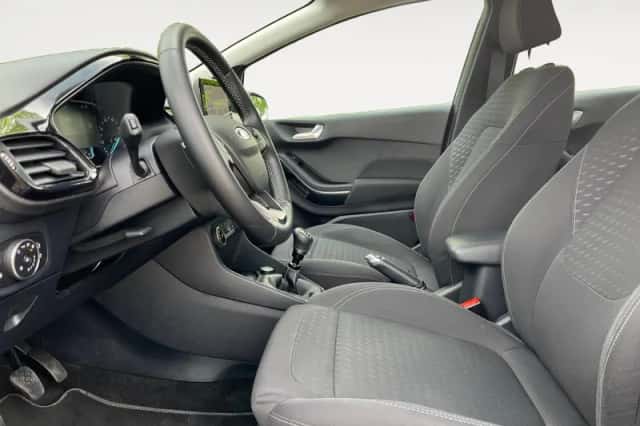 Ford Fiesta (2020) thumbnail 5