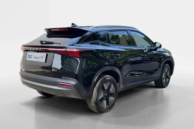 Omoda 5 EV (2026) thumbnail 2