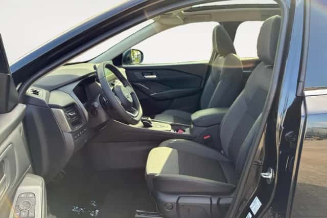 Nissan Qashqai (2025) thumbnail 5