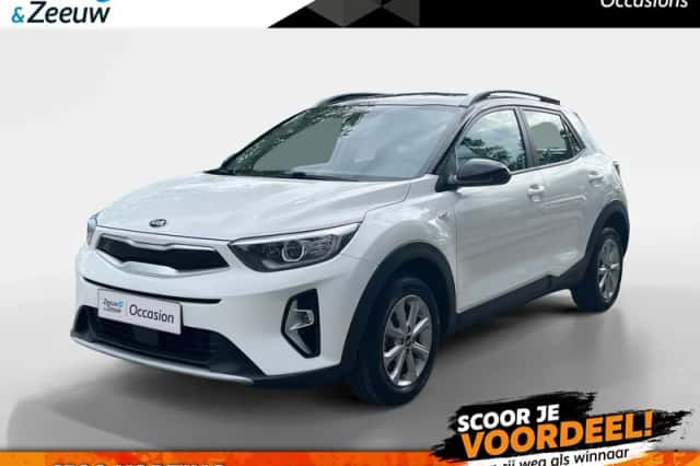 Kia Stonic (2021) thumbnail 1