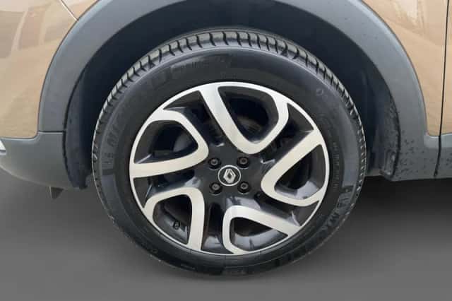 Renault Captur (2017) thumbnail 16