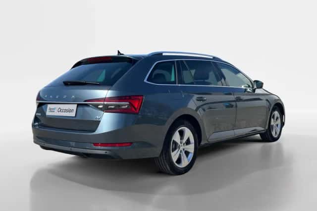 Škoda Superb (2020) thumbnail 2