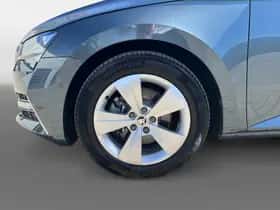 Škoda Superb (2020) thumbnail 15
