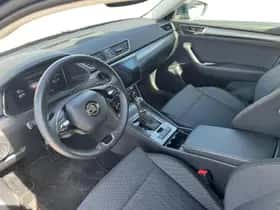 Škoda Superb (2020) thumbnail 17