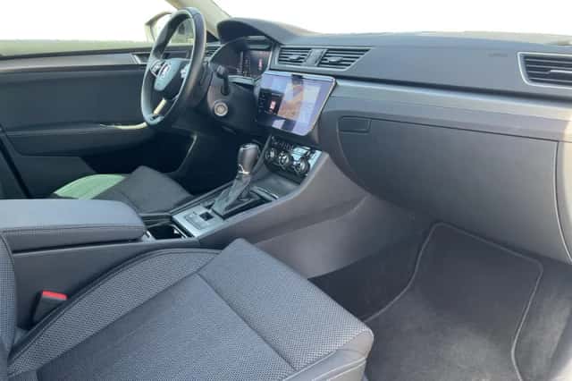 Škoda Superb (2020) thumbnail 3