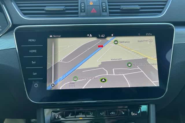 Škoda Superb (2020) thumbnail 23