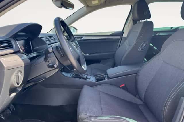 Škoda Superb (2020) thumbnail 5