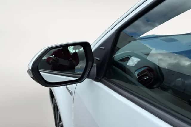 Toyota Yaris (2021) thumbnail 15