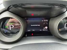Toyota Yaris (2021) thumbnail 22