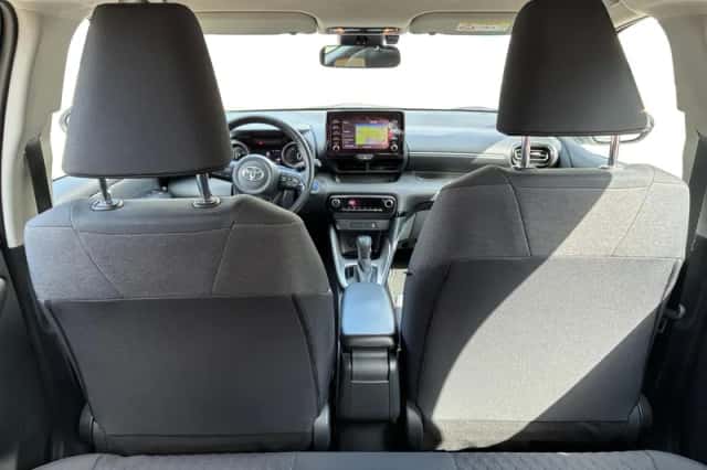 Toyota Yaris (2021) thumbnail 10
