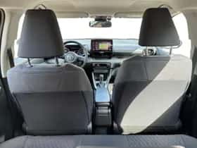 Toyota Yaris (2021) thumbnail 10
