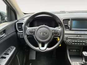 Kia Sportage (2016) thumbnail 16