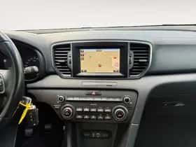 Kia Sportage (2016) thumbnail 21