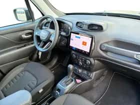 Jeep Renegade (2025) thumbnail 3