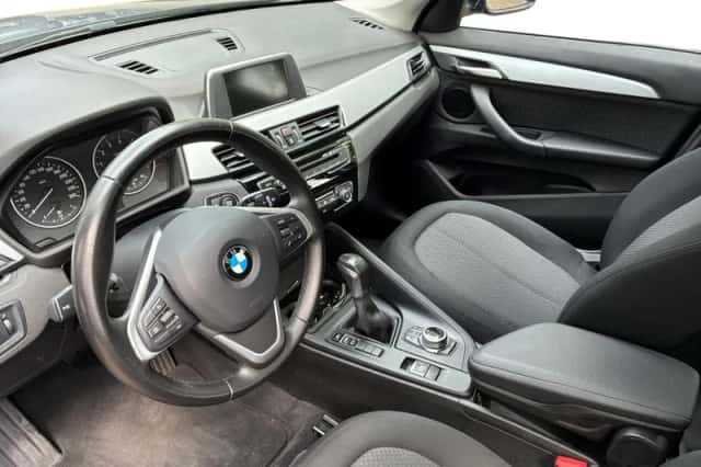 BMW X1 (2017) thumbnail 15