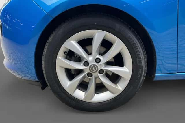 Opel Adam (2015) thumbnail 12