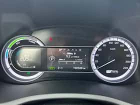 Kia Niro (2017) thumbnail 22