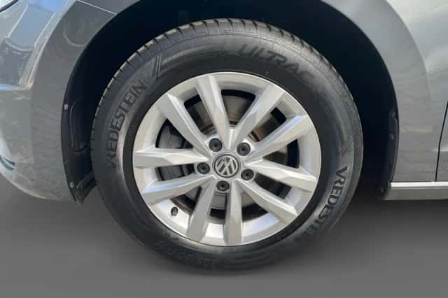Volkswagen Touran (2019) thumbnail 16