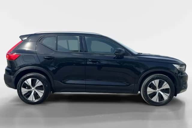 Volvo XC40 (2021) thumbnail 4