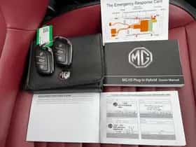 MG MG HS (2022) thumbnail 26