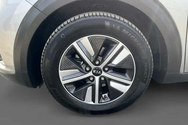 Kia Niro (2021) thumbnail 16