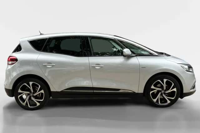 Renault Scénic (2018) thumbnail 4