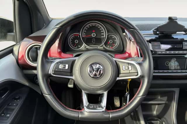Volkswagen Up! (2018) thumbnail 19