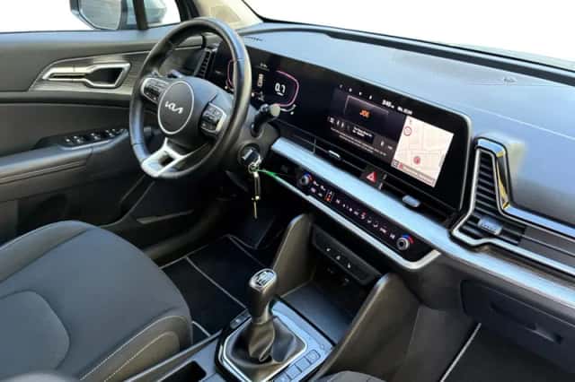 Kia Sportage (2023) thumbnail 3