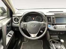Toyota RAV4 (2018) thumbnail 18