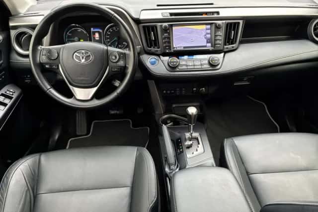 Toyota RAV4 (2018) thumbnail 22