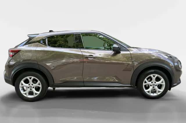 Nissan Juke (2021) thumbnail 4